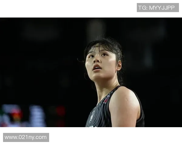 李月汝出战时间短暂仅得2分罚球成唯一得分方式令人心疼